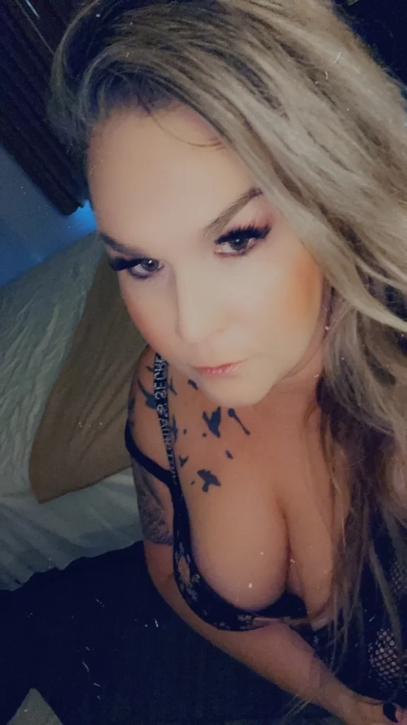Just got Here New Big Booty White Girl WET Hot Highly Skille... in Los Angeles – Women Seeking Men photo 2