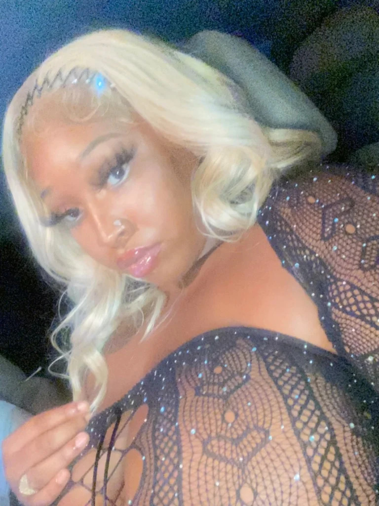 BBW Mother s Day Menu Curves Kisses Trouble OUTCALL ONLY in Los Angeles – Women Seeking Men photo 3