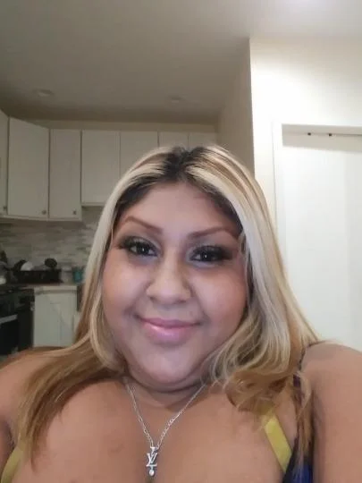 hi if you wanna chill with a woman like me hit me up i do in Los Angeles – Women Seeking Men photo 2