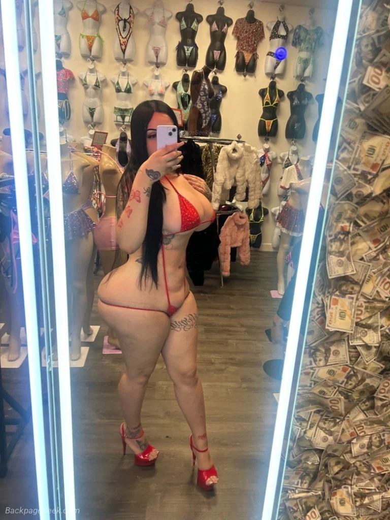 big ass n boob 21year old in Los Angeles – Women Seeking Men photo 3