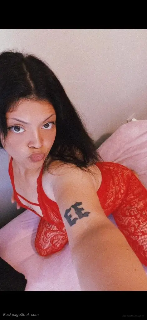 Incalls Fun Size Latina 5ft Sweetheart