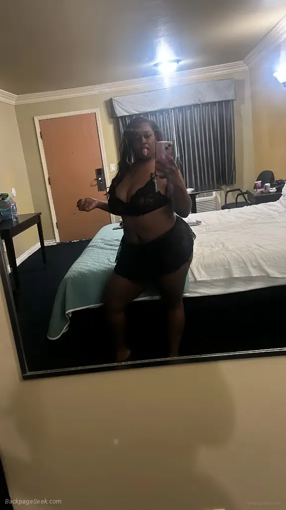 Delicious read my reviews and comments so click the right li... in Los Angeles – Women Seeking Men photo 5
