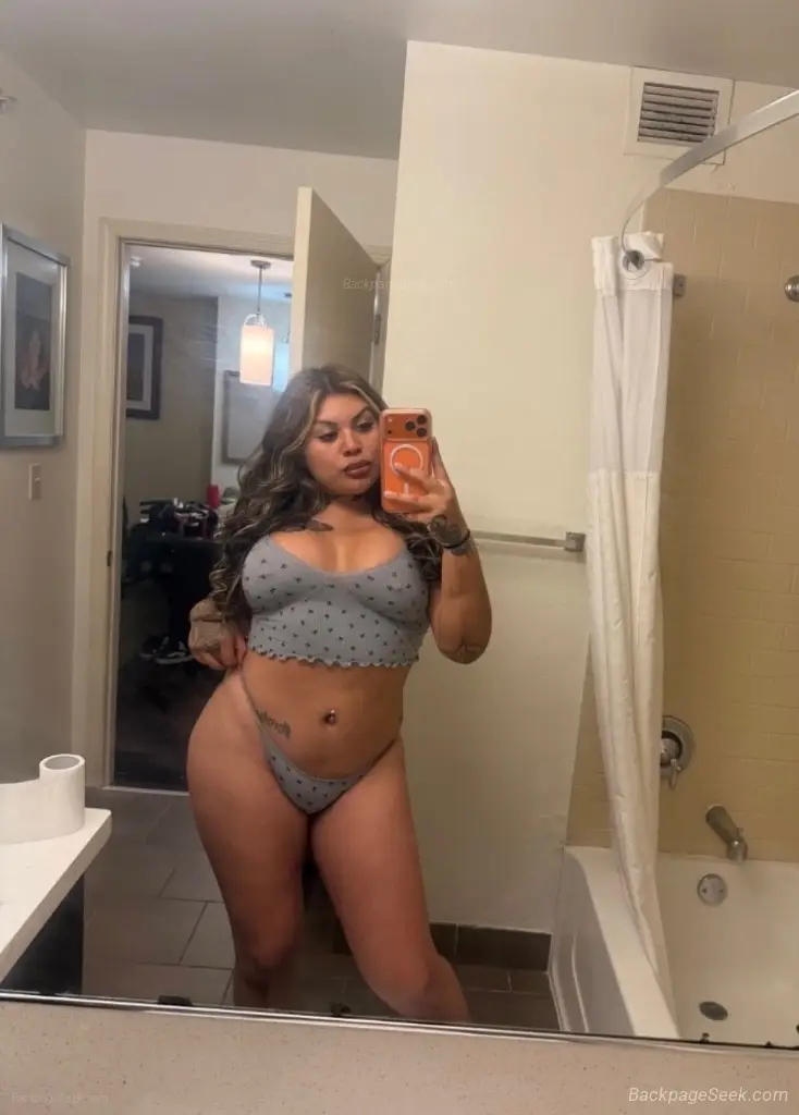 SEXY LATINA IN TOWN in Los Angeles – Women Seeking Men photo 4