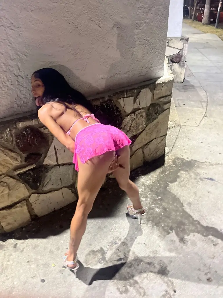 New To Town Sweet Petite in Los Angeles – Women Seeking Men photo 2