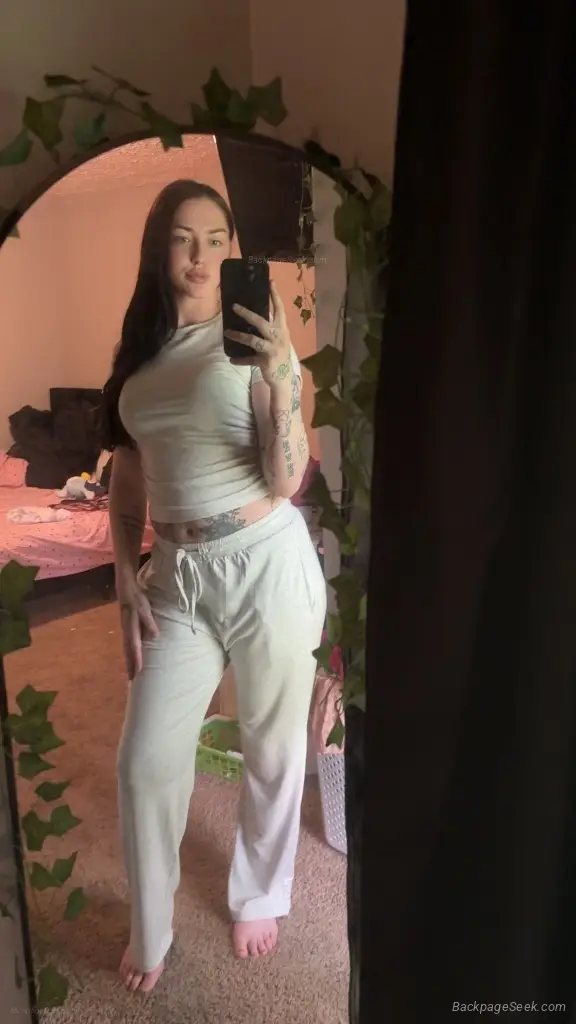 Rich multi-orgasmic Latina come daddy visit me - 28Rica Lati... in Los Angeles – Women Seeking Men photo 3