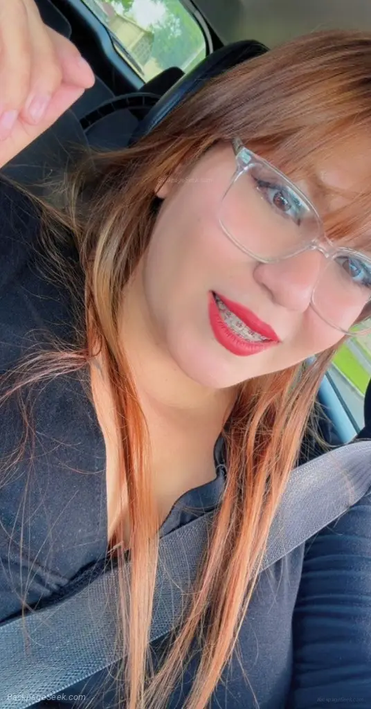 looking to chat I'm available for anyone who wants to spend... in Los Angeles – Women Seeking Men photo 2