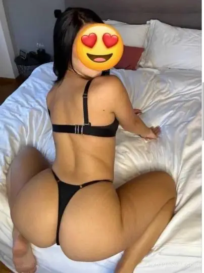 $100 Hermosa latina jugosita $100