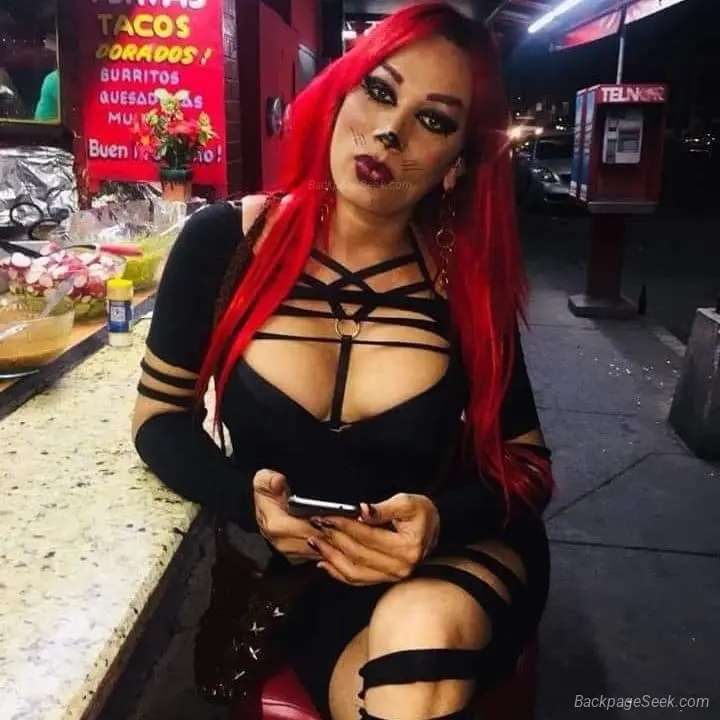 puta pelirroja caliente con una vergotagrande y gruesa con m... in Los Angeles – Women Seeking Men photo 6