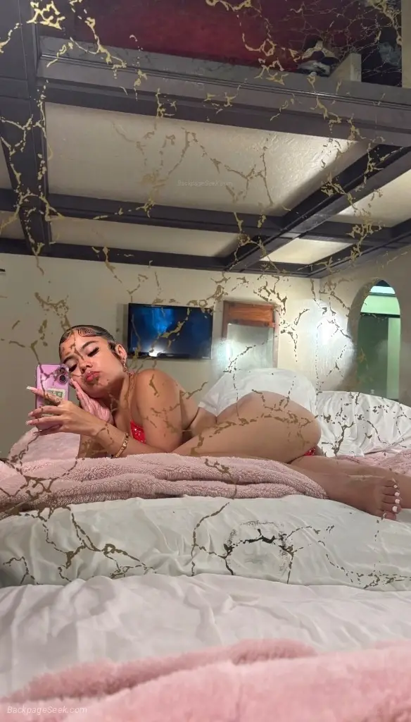 WET ASIAN PUSSY