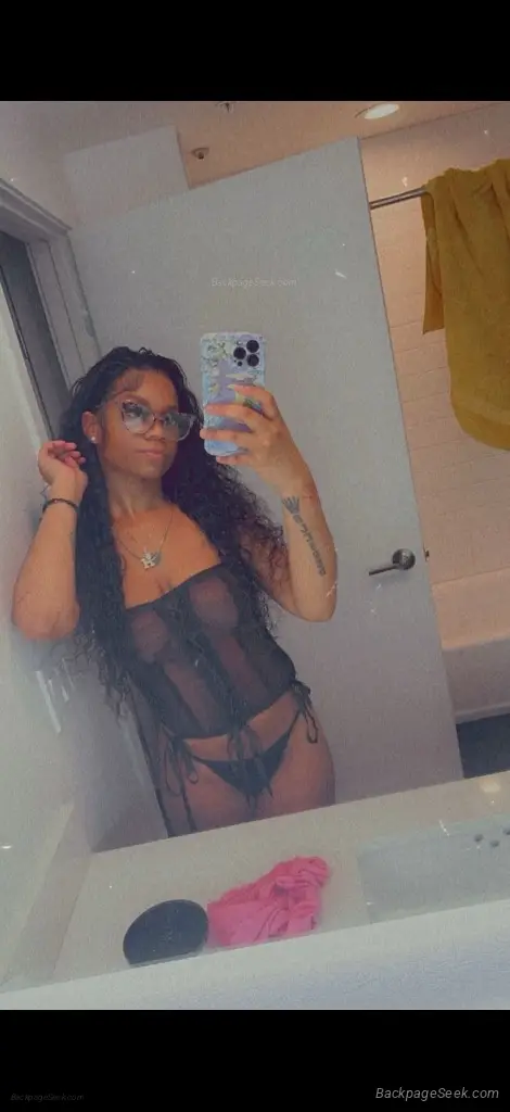 BUSTY PETITE WET TIGHT READY in Los Angeles – Women Seeking Men photo 3