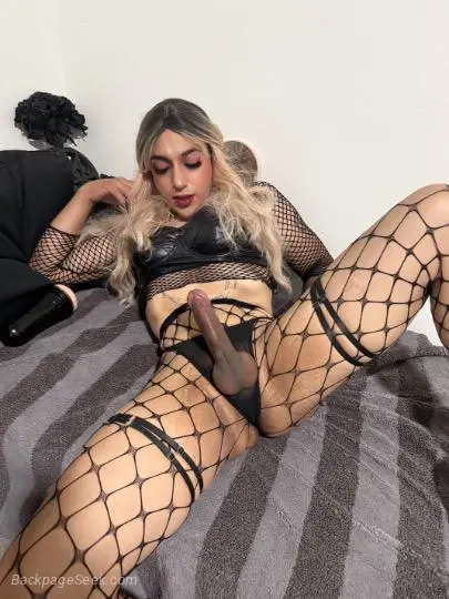 party friendly latina hung hard bumble butr exotic top and b... in Los Angeles – Women Seeking Men photo 3