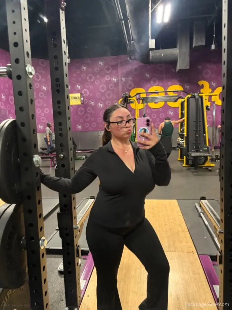 Big Booty Latina (No Deposit Required)