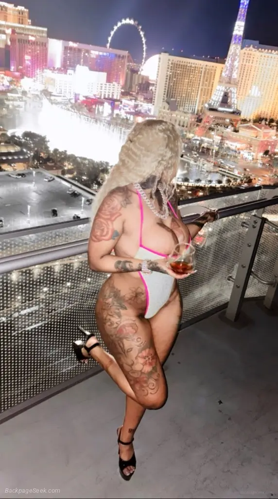 LAX 150 Incall Busty Bimbo Deep throat goat in Los Angeles – Women Seeking Men photo 4