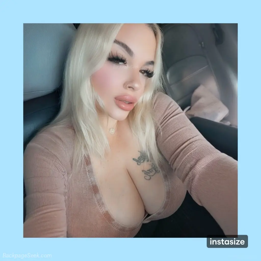 The best in the area Sexy Latina/White Blonde with a great 36