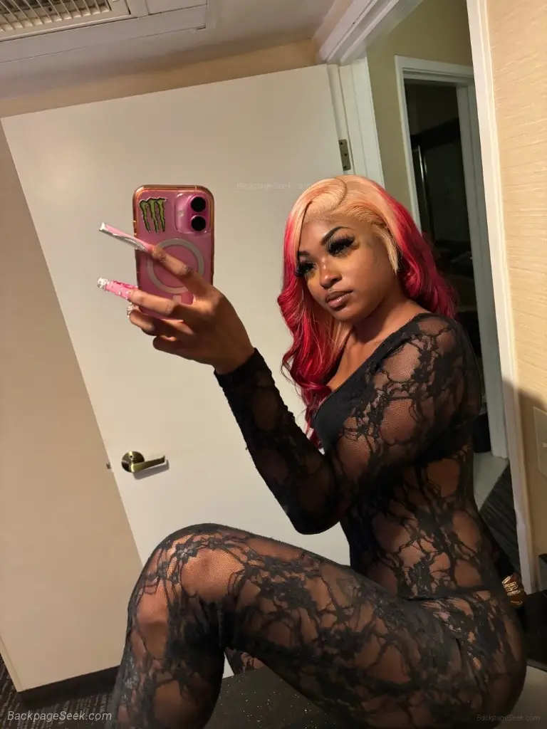 Tight Wet Kitty in Los Angeles – Women Seeking Men photo 2