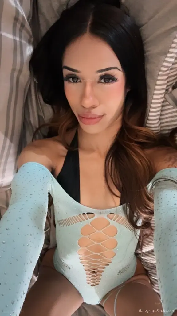 Pretty Pussy Princess Latina in Los Angeles – Women Seeking Men photo 4