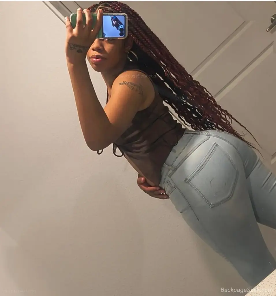 Skye Is Ready to Make Your Night Unforgettable