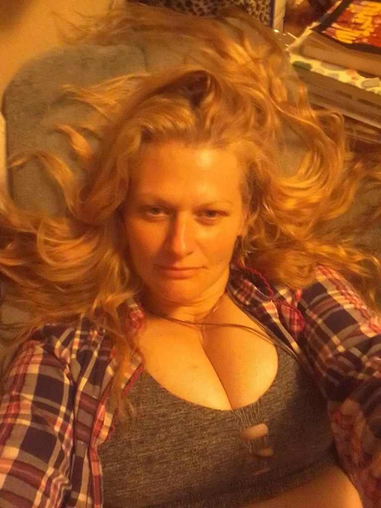 slut me out im ready in Louisville – Women Seeking Men photo 5