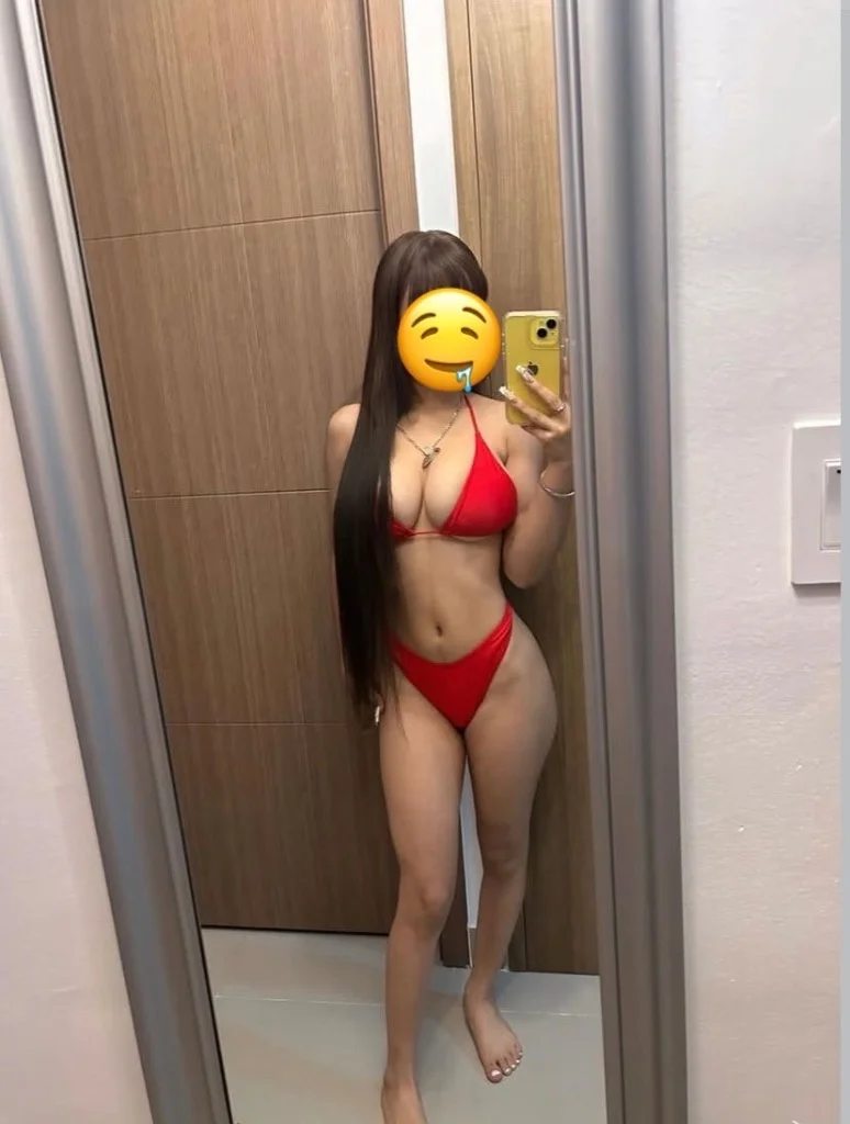 chica delgada y sexy disponible 24/7