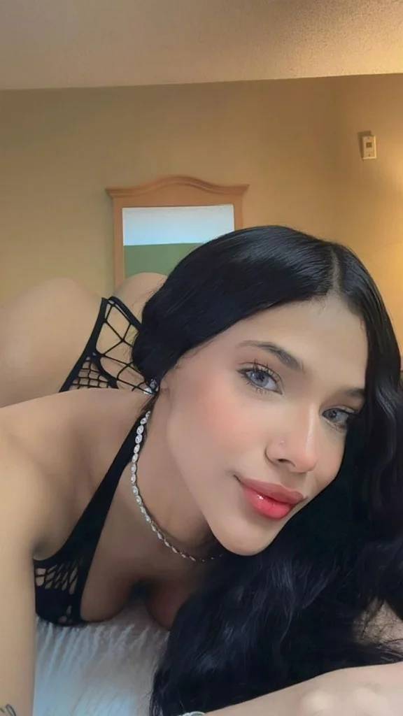 Latina Muy picante in Louisville – Women Seeking Men photo 3
