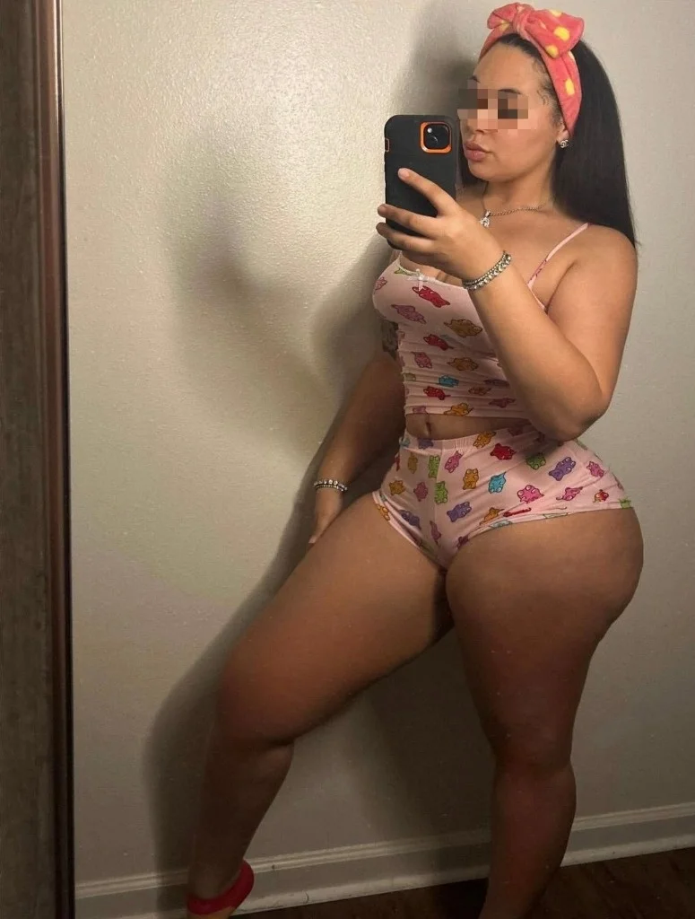 Hot dog available to fulfill your desire in Louisville – Women Seeking Men photo 2