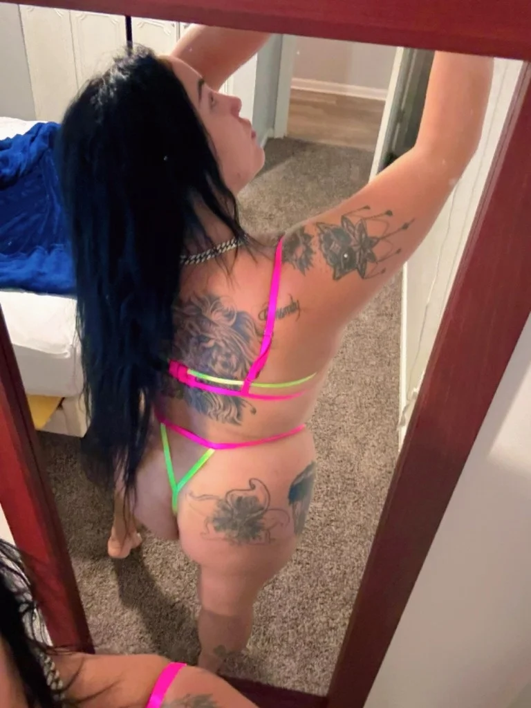 katty in Louisville – Women Seeking Men photo 3