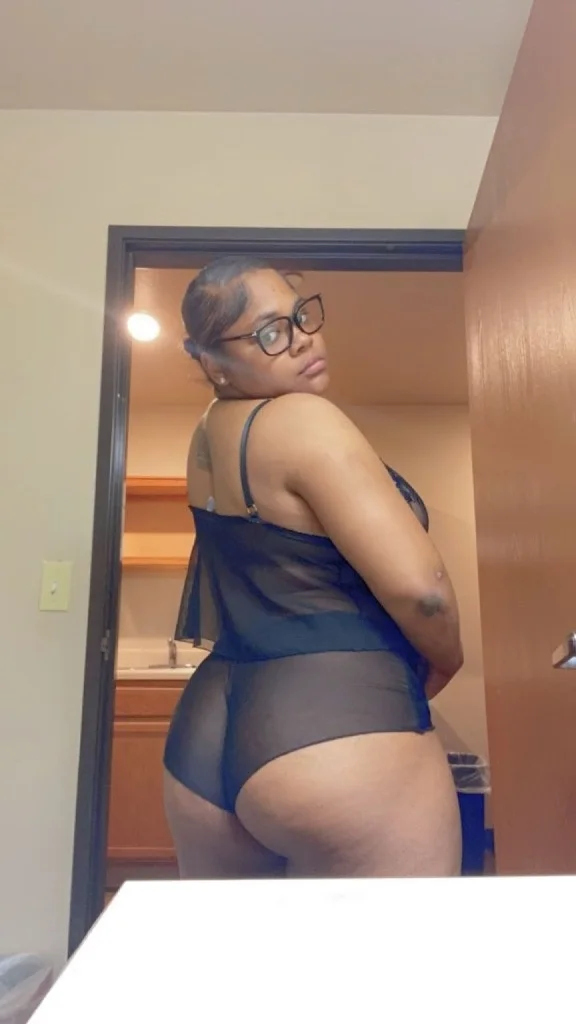 Kelly in Louisville – Women Seeking Men photo 3