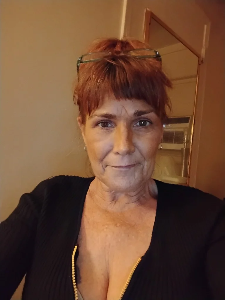 SEXY MILF SUMMERCUM AND ENJOY YOURSELF in Louisville – Women Seeking Men photo 5