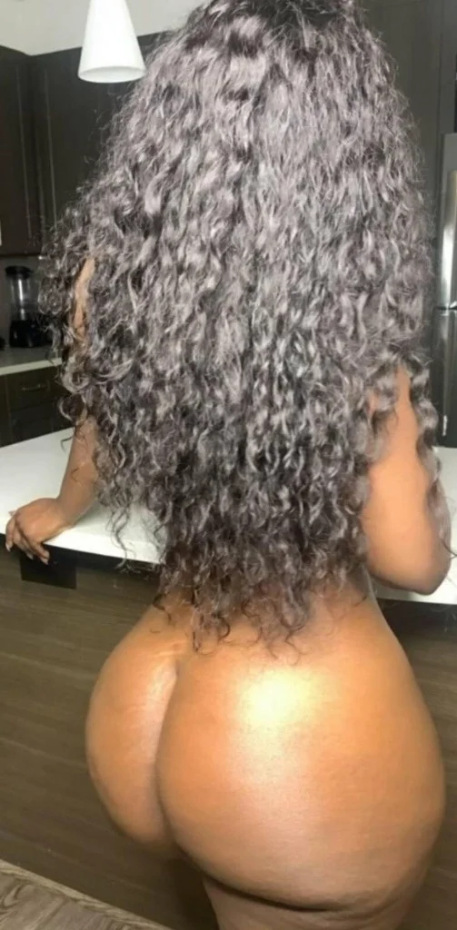 SOY UNA LATINA MUY COMPLACIENTE VEN A CONOCERME in Louisville – Women Seeking Men photo 2