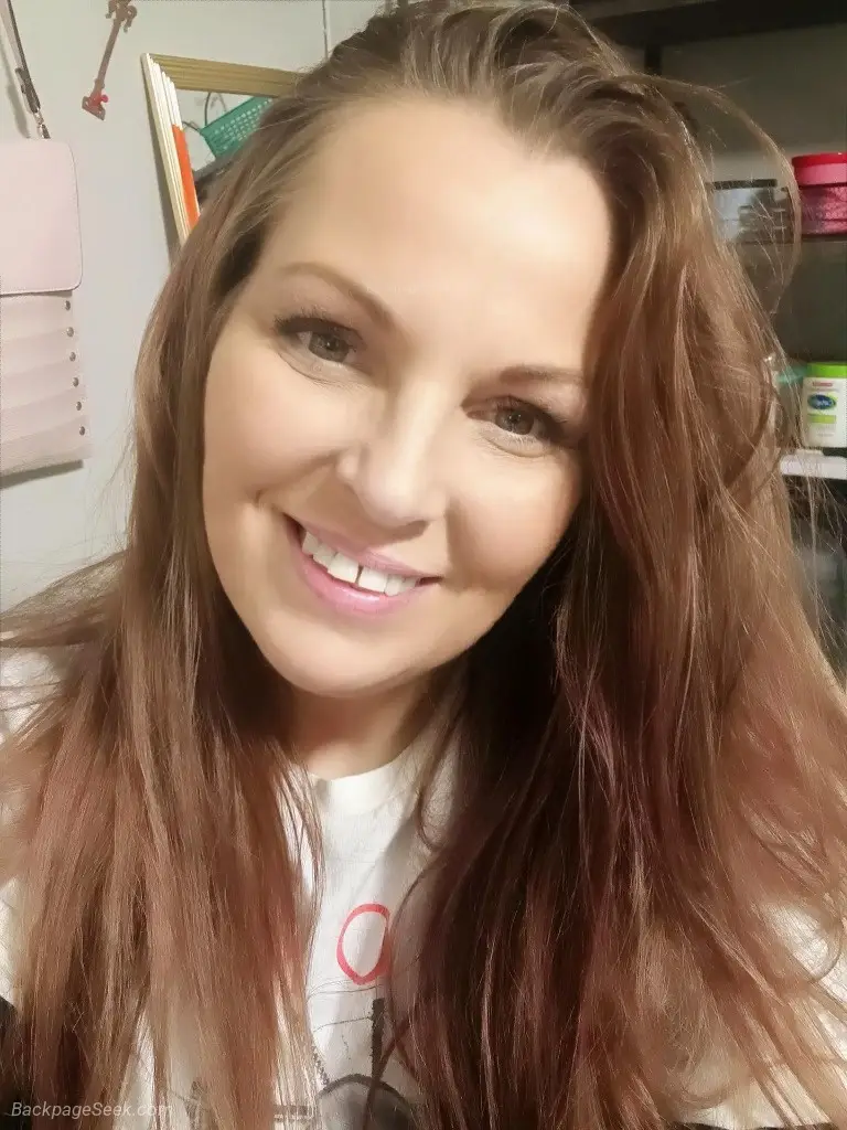 FACESITTING FRIDAY Jen available now TEXT ME TO SET UP APPT in Louisville – Women Seeking Men photo 3