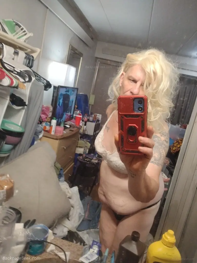 Tealas back text now ask about 2 trannies in Louisville – Women Seeking Men photo 3