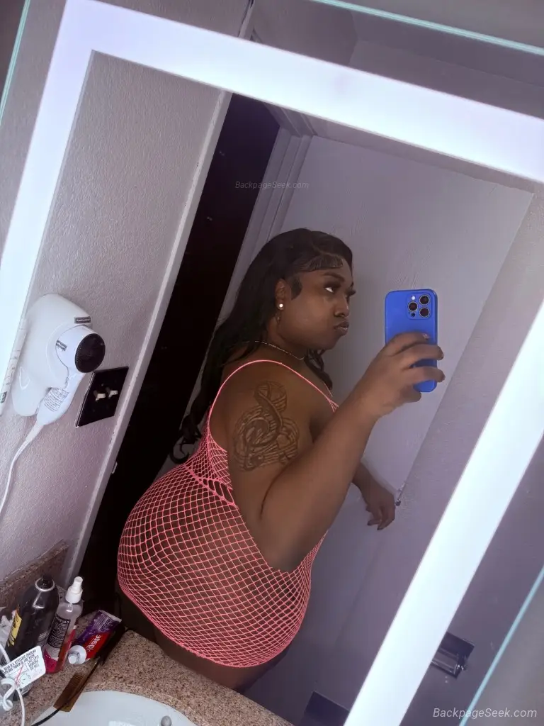 RESHA'S FIRST TIMER SPECIAL (TRANSGENDER)