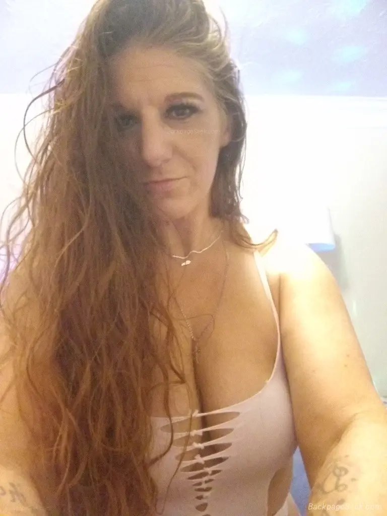 Louisville's finest redhead in Louisville – Women Seeking Men photo 4
