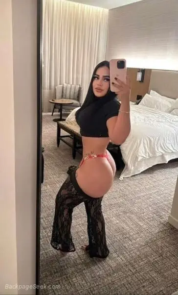 NEW IN THE CITY! SEXY AND HOT READY TO PLEASE YOU.