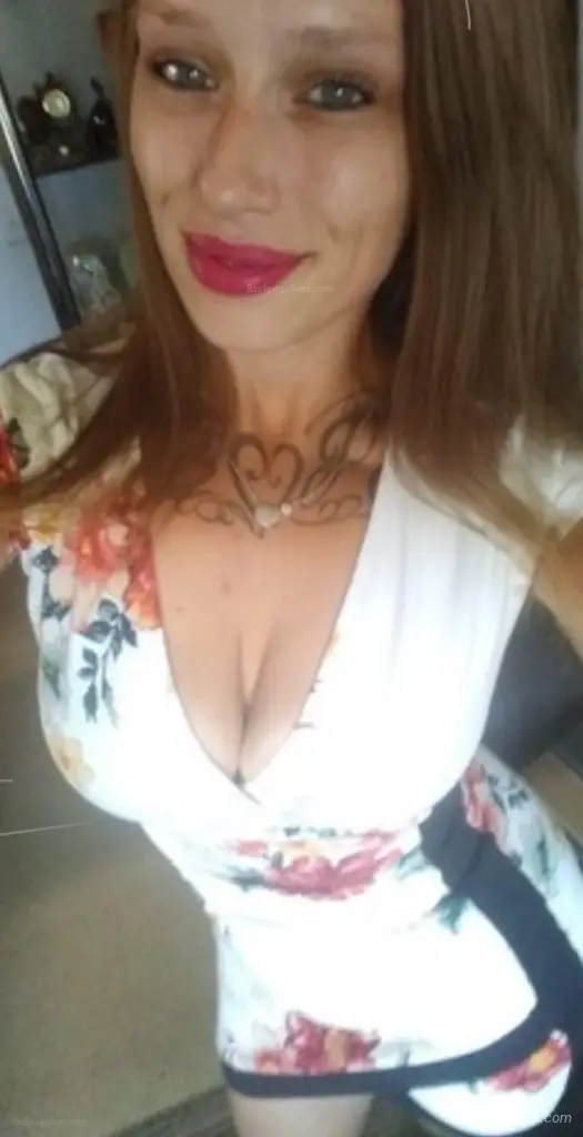 WARNING : I might just be your new favorite distraction find out for