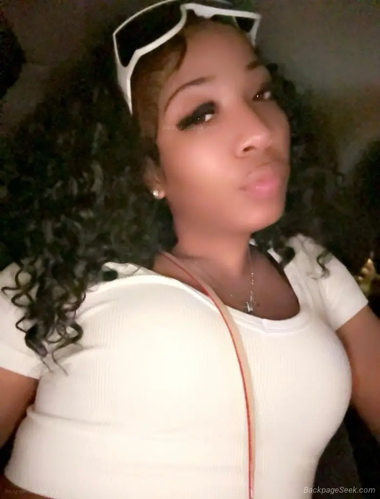 JAYLENNXB in Louisville – Women Seeking Men photo 2