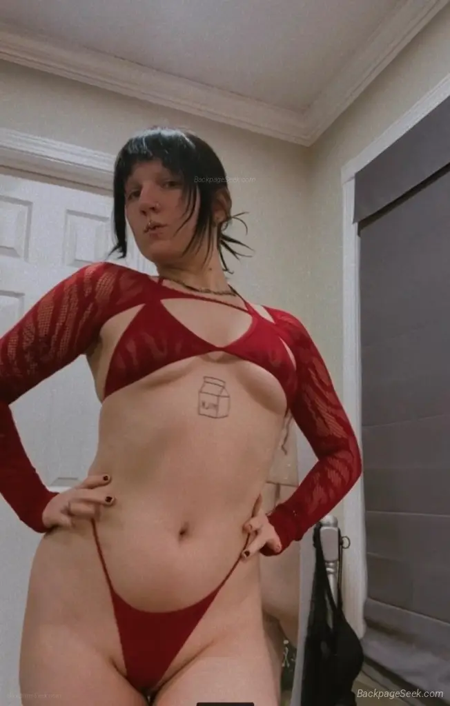 READY AND EAGER TIGHT YOUNG GOTH CUMSLUT in Louisville – Women Seeking Men photo 4