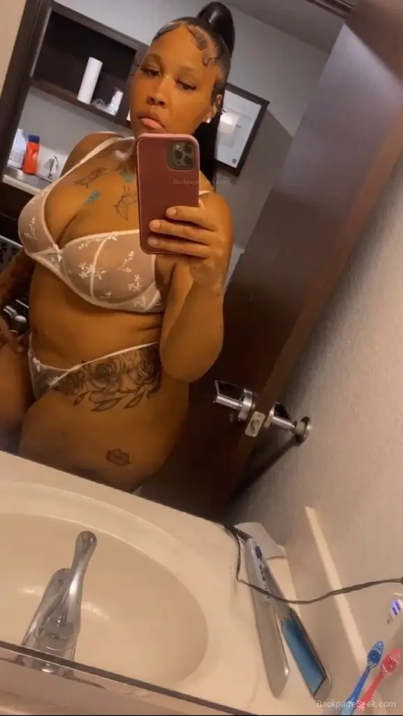 Ms Wet Wet in Louisville – Women Seeking Men photo 3