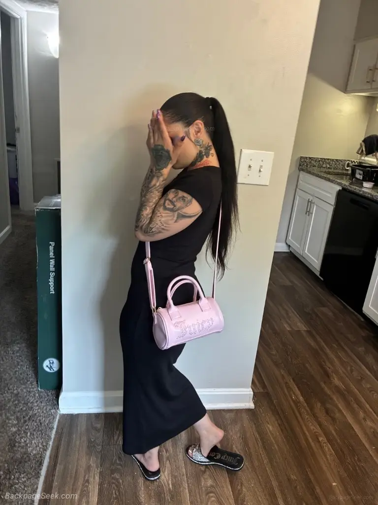 SASSY AND CLASSY INCALL in Louisville – Women Seeking Men photo 5