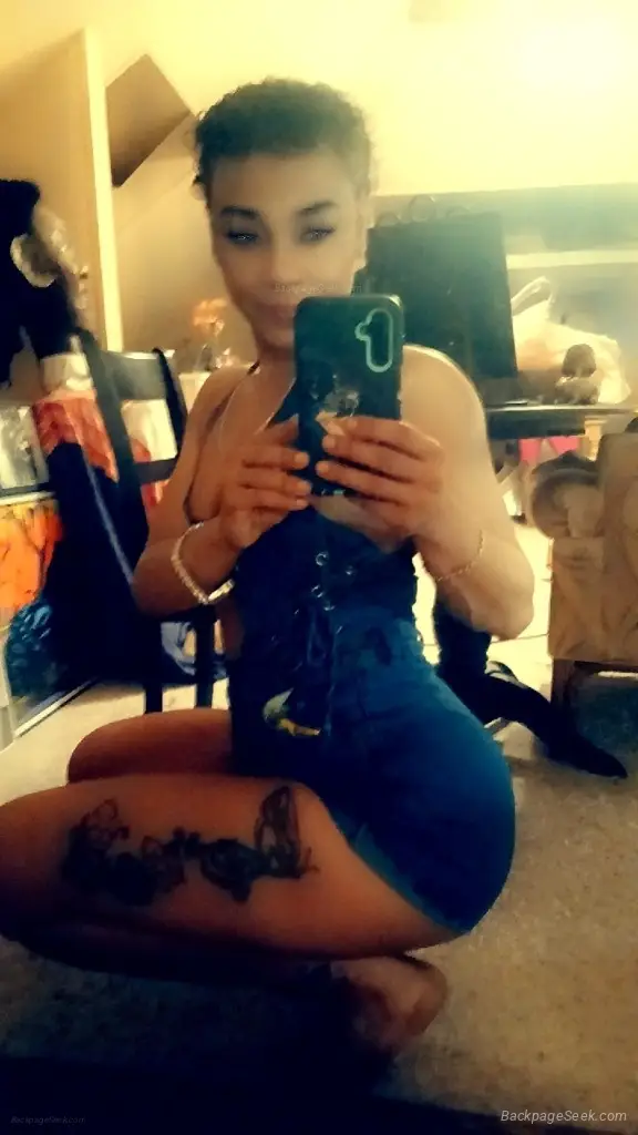 i cannot wait to wine dine and intertwinecome play with me a... in Louisville – Women Seeking Men photo 5