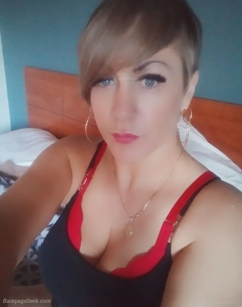 OUTINSavailable nowINSOUT in Louisville – Women Seeking Men photo 2