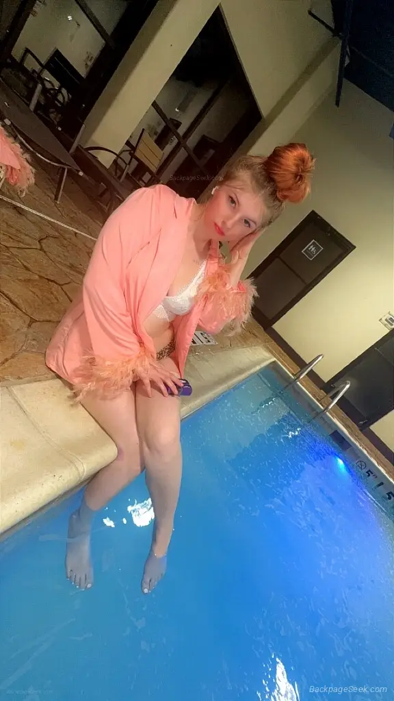 Come cool off at my place in Louisville – Women Seeking Men photo 4