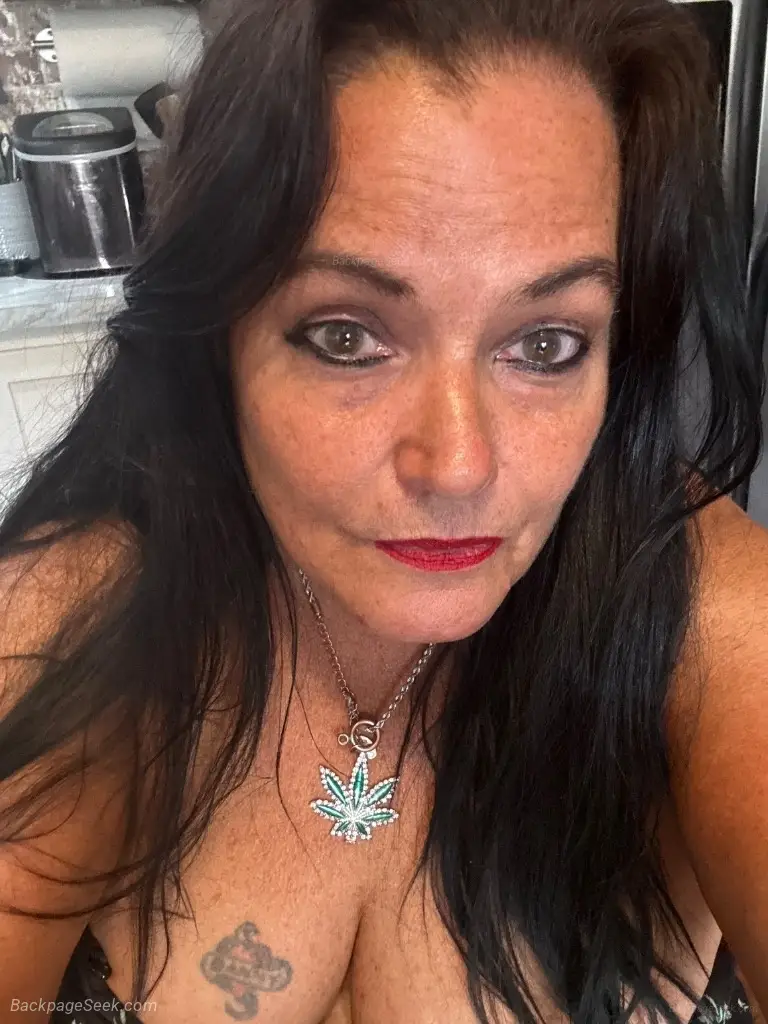 I LOVE FACIALS in Louisville – Women Seeking Men photo 5