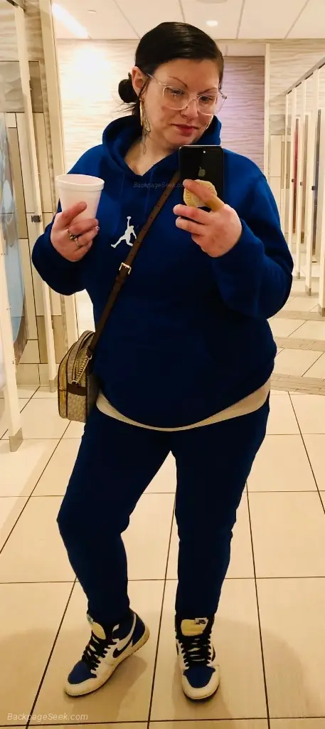 ONE GIRL OR TWO GIRL ON BBBJS OR SHE FUCKS I SUCK IM READY AND
