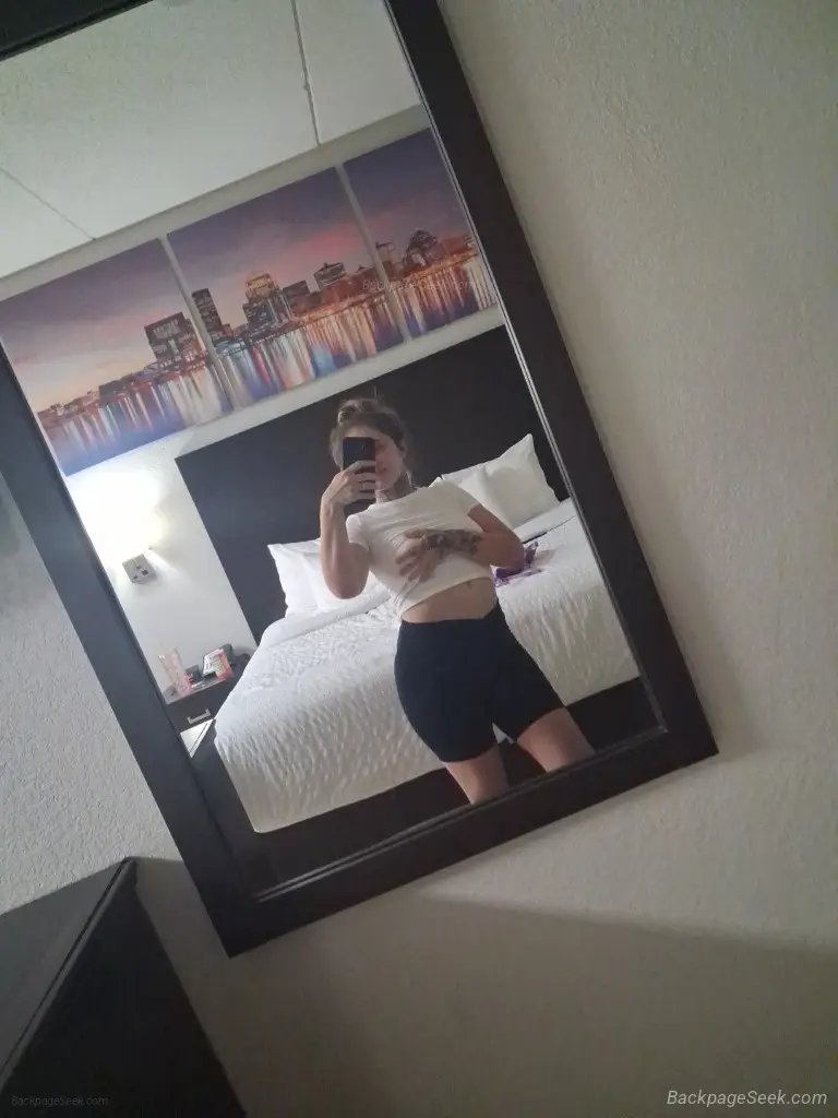 very sweet beautiful amazing body in Louisville – Women Seeking Men photo 3