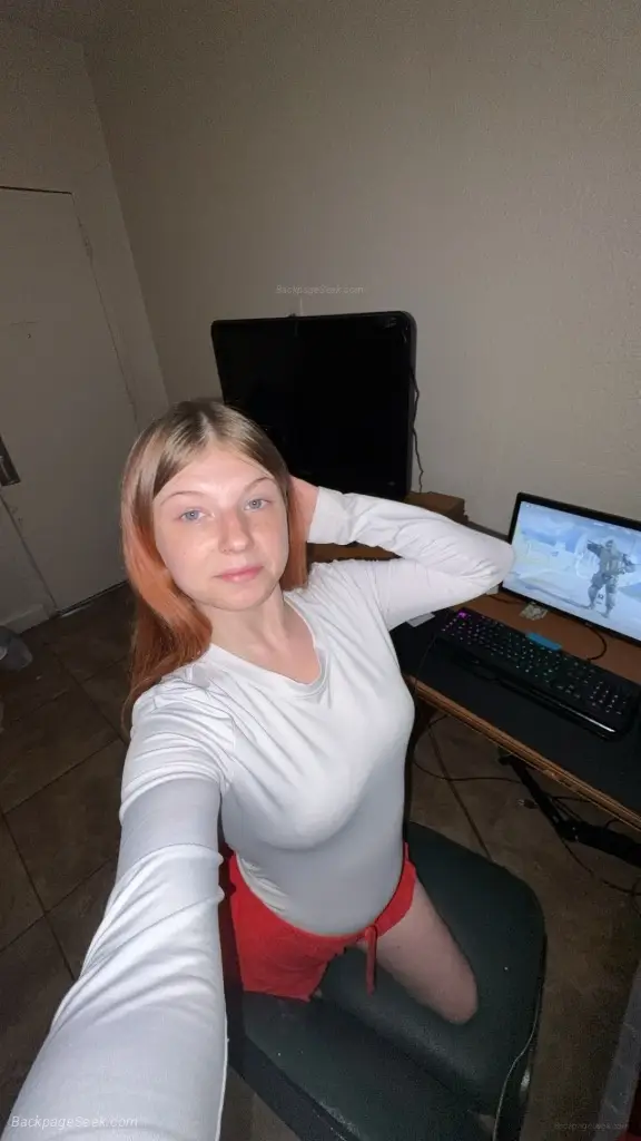 Beautiful Face & Bangin body! (Facetime Verify)