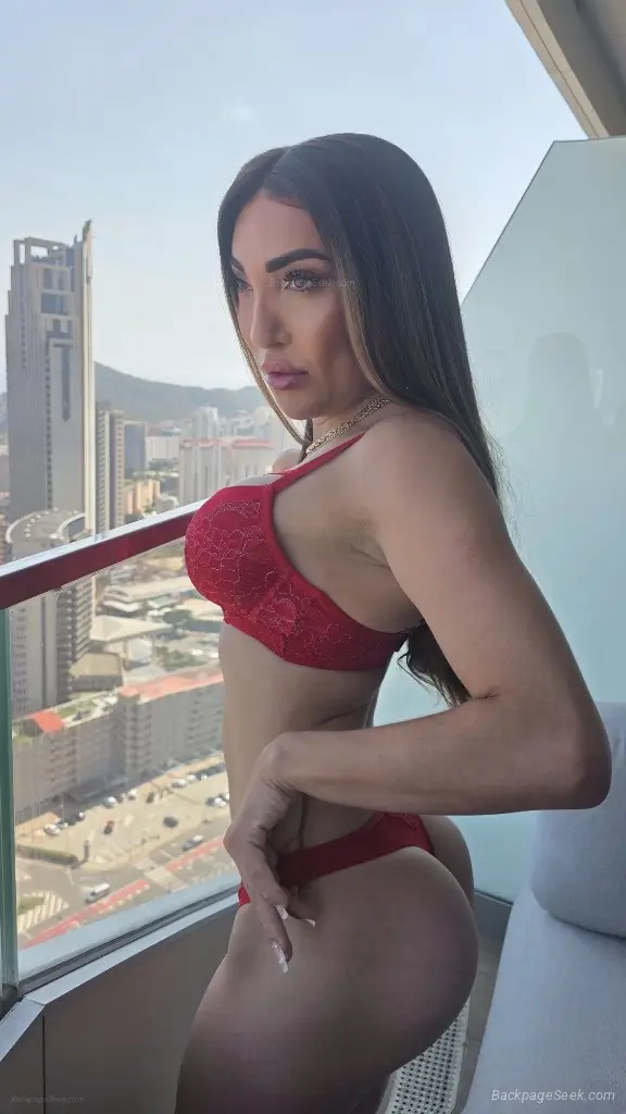 latina sexy in Louisville – Women Seeking Men photo 6