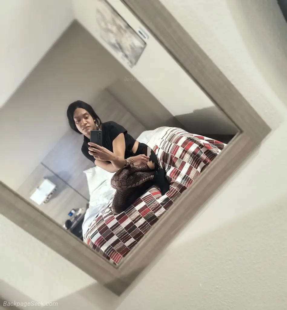 sexy cubanita in Louisville – Women Seeking Men photo 4