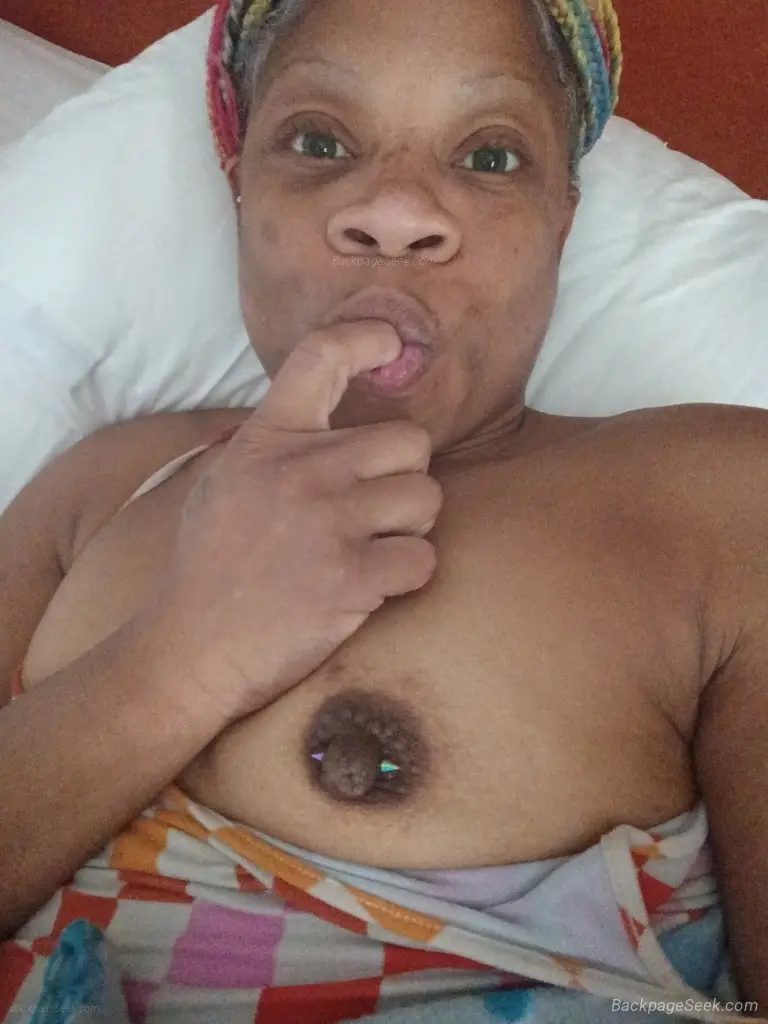 i need some wood im so horny wtf IM READY to PLAY incall only