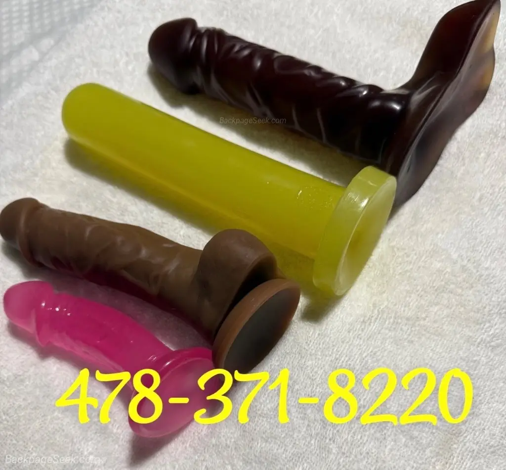 PEGGING Madame Cyn